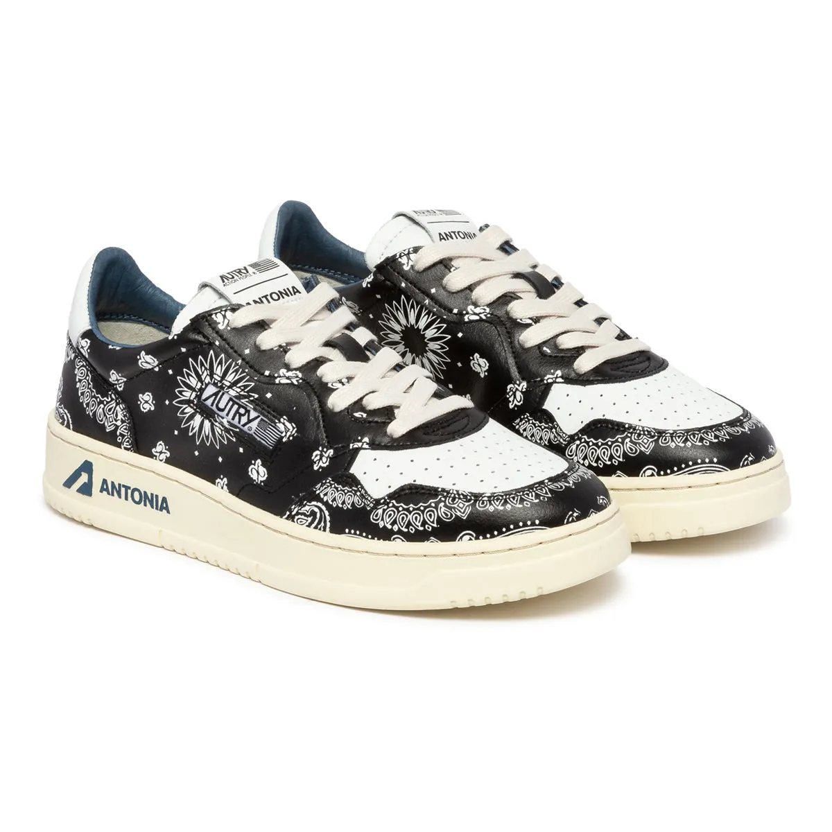 01 Bandana Low Sneakers