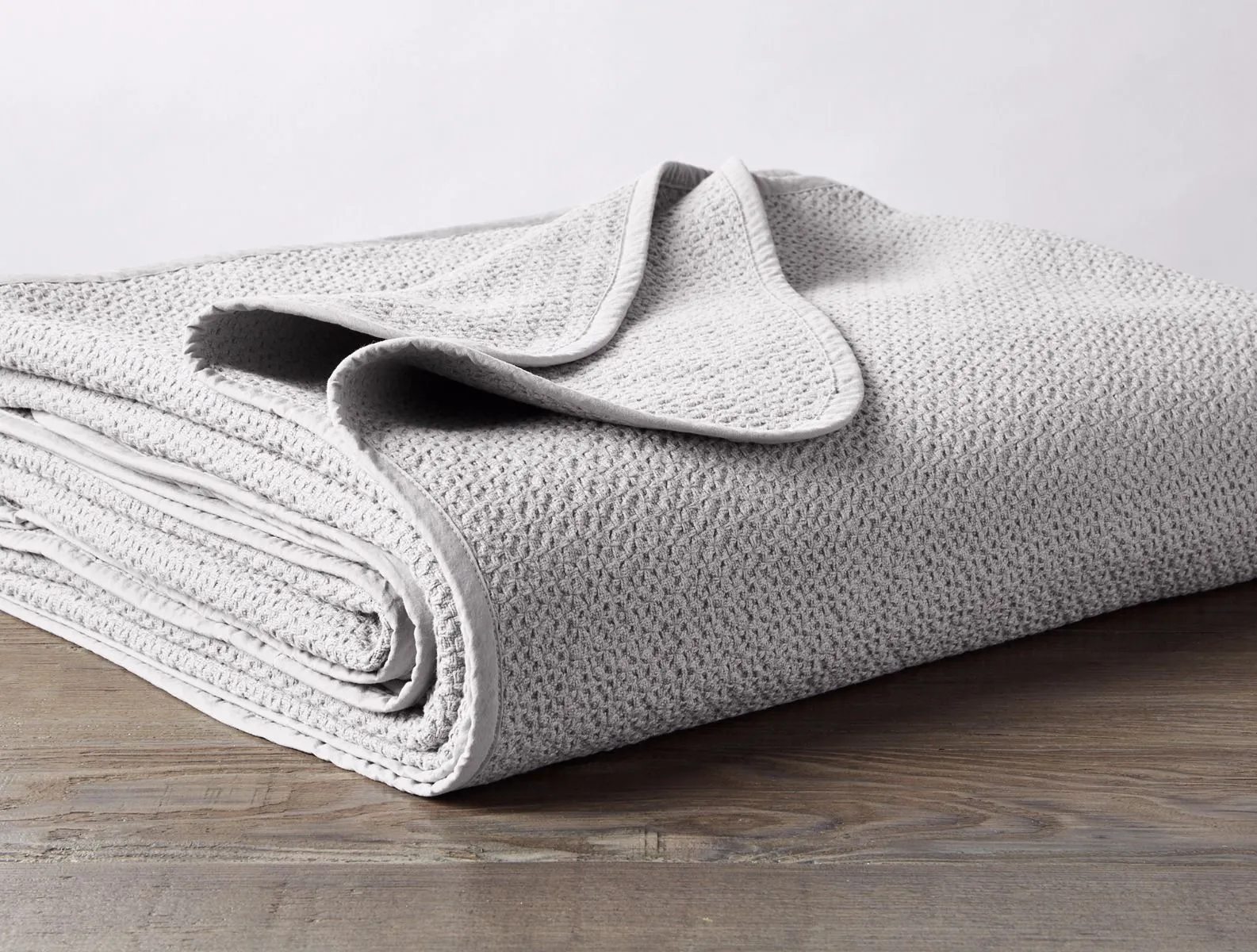 Honeycomb Organic Blanket